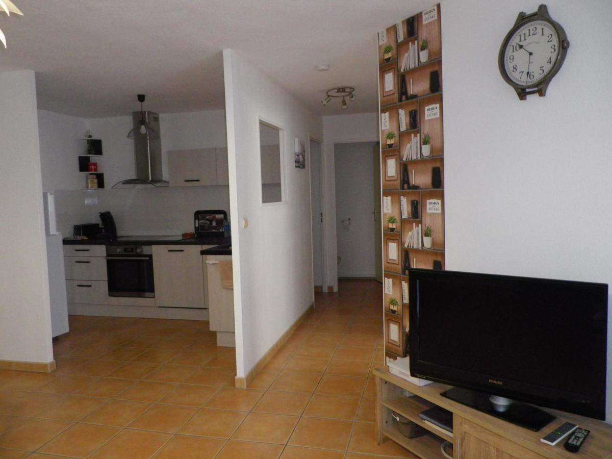 Amarine Joli T3 Centre Ville Terrasse Parking Et Velos Sete Exterior photo